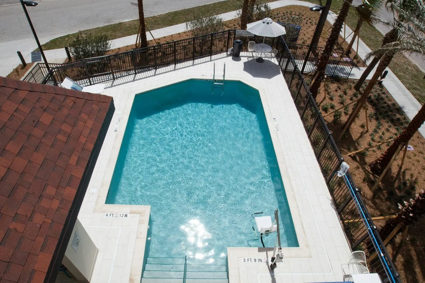 Fairfield by Marriott Inn & Suites Clearwater Beach OUTDOOR_POOL