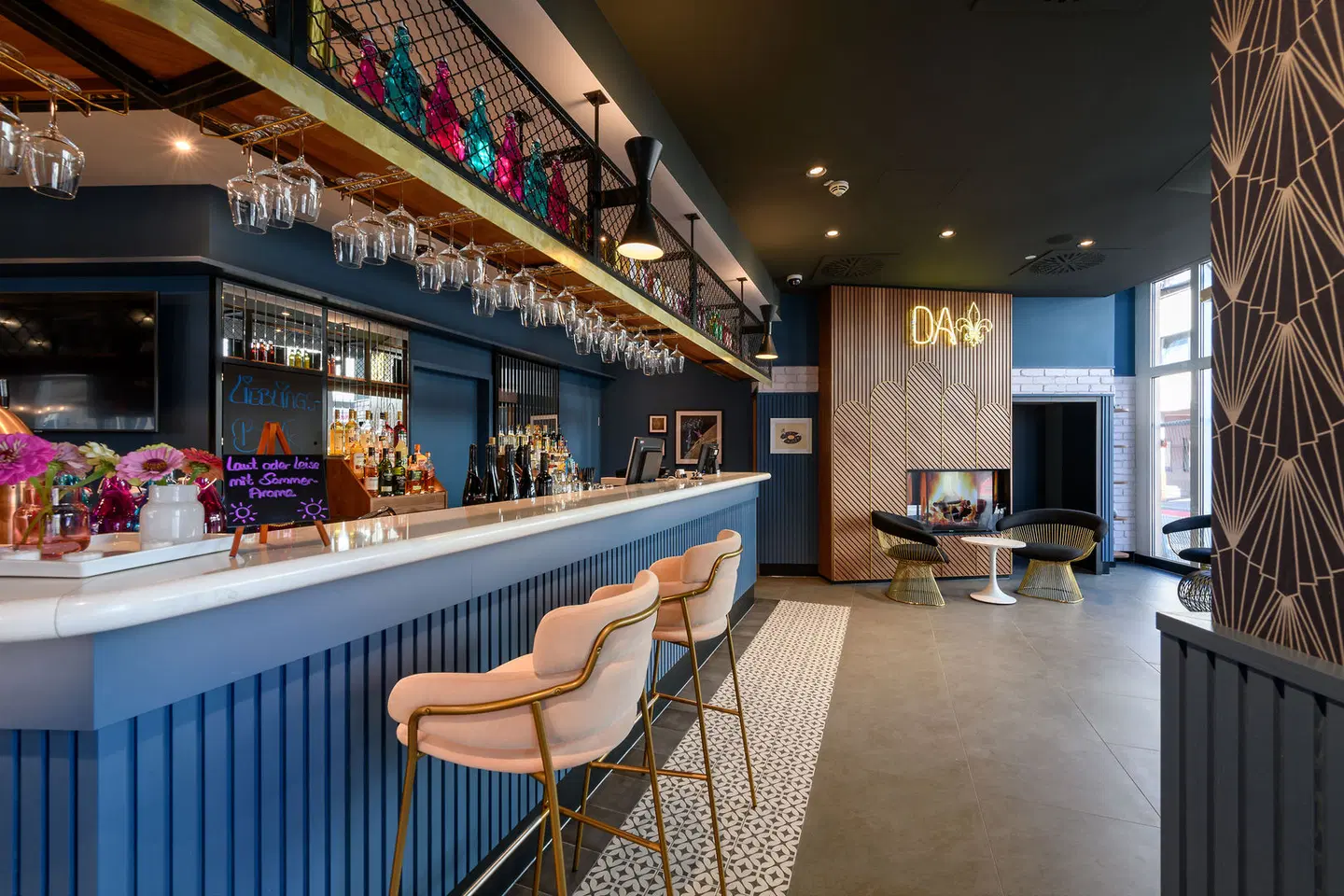 THE Darmstadt Bar