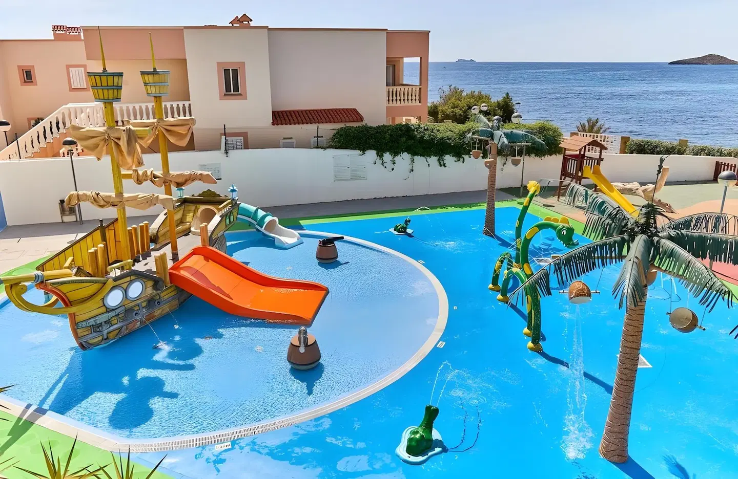 Leonardo Royal Ibiza Santa Eulalia OUTDOOR_POOL