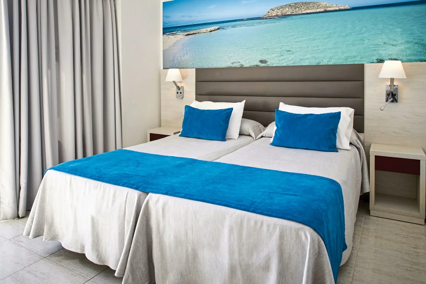 Invisa Ereso ROOM_EXAMPLE