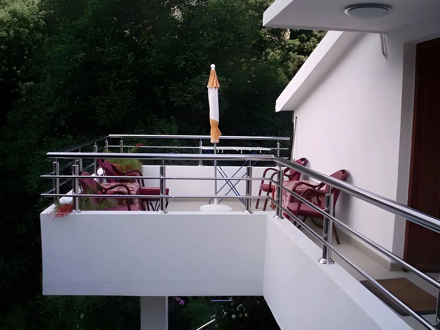 Apartments 'urovi' Terrasse