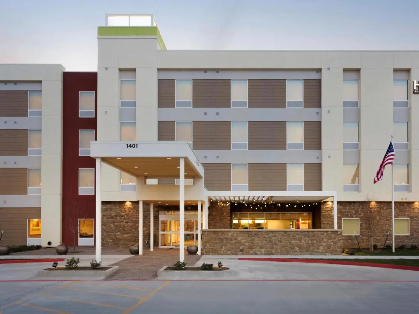 Home2 Suites by Hilton Midland EXTERIOR