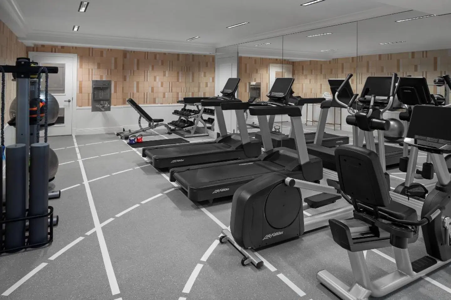 Palm House Hotel Palm Beach SPORTS_AND_LEISURE