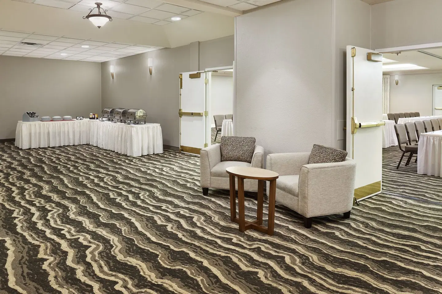 Staybridge Suites Orlando Airport South by IHG ROOM_EXAMPLE