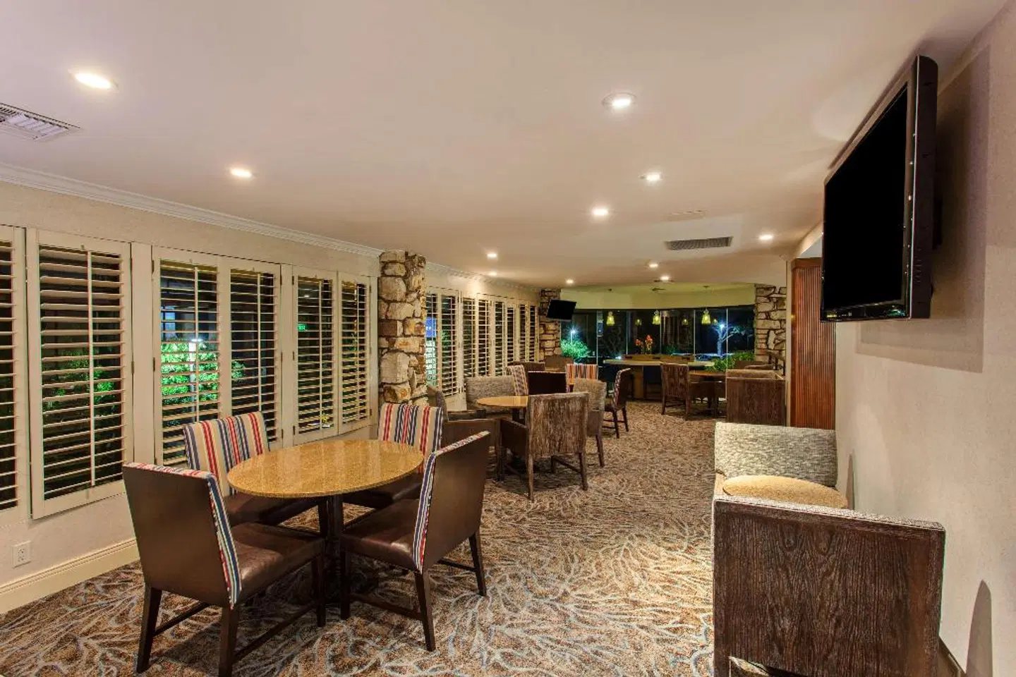 Hilton Garden Inn Monterey LOUNGE_LOBBY