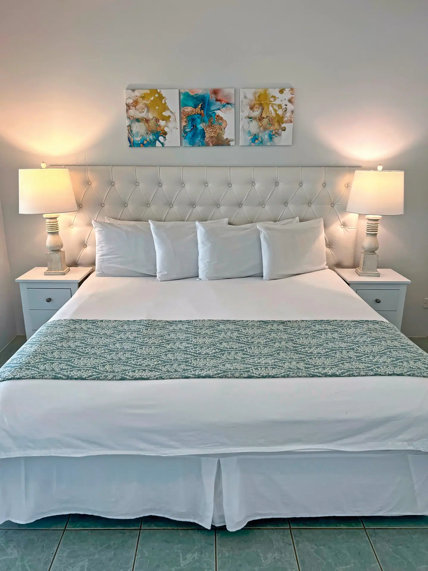 Harmony Marina Suites ROOM_EXAMPLE