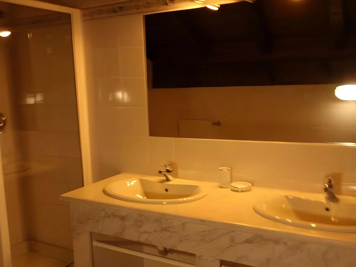 Baita Cretaz Badezimmer