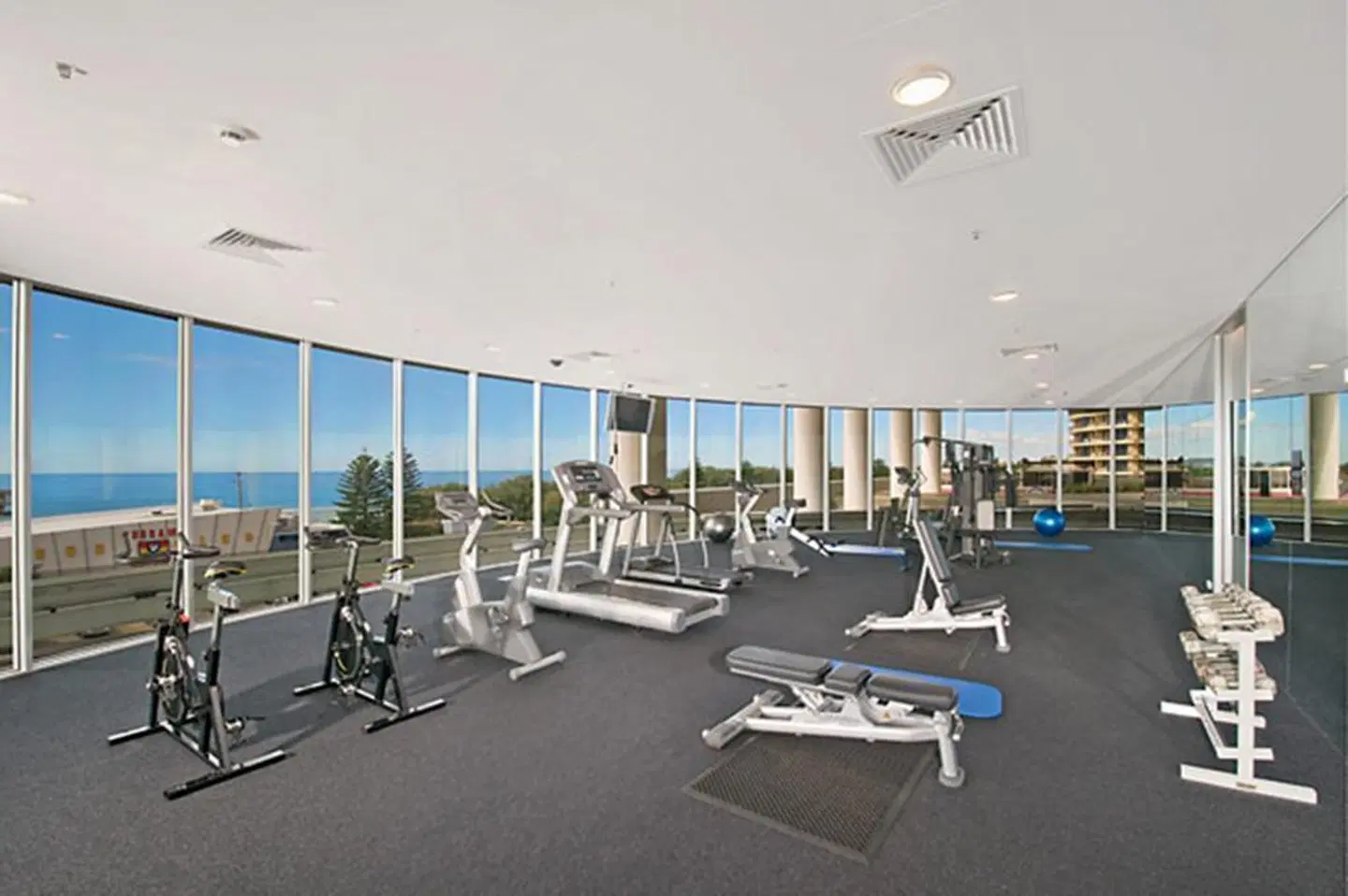 ULTIQA Air On Broadbeach SPORTS_AND_LEISURE
