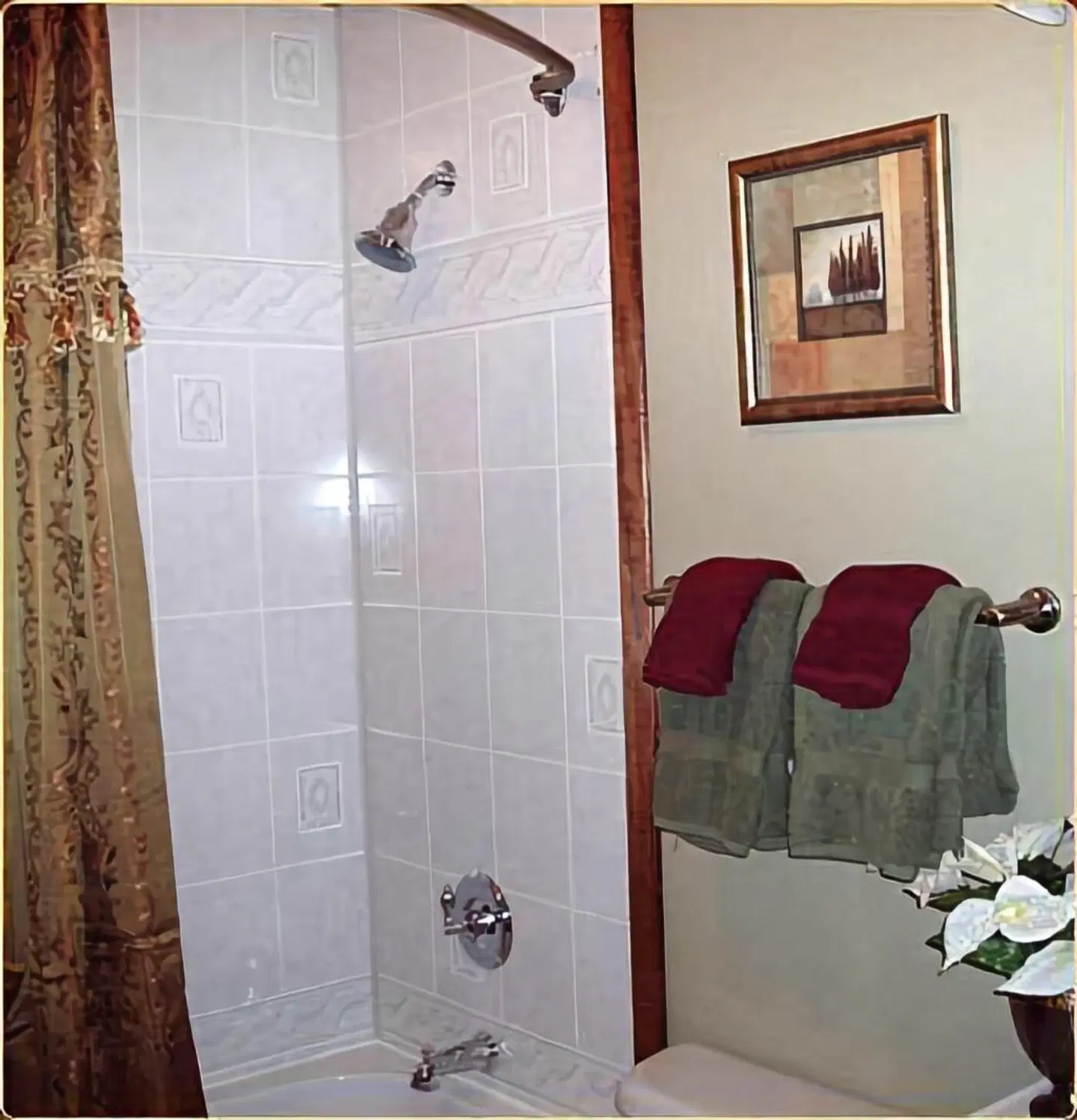 A Hyde Away Inn B&B Badezimmer