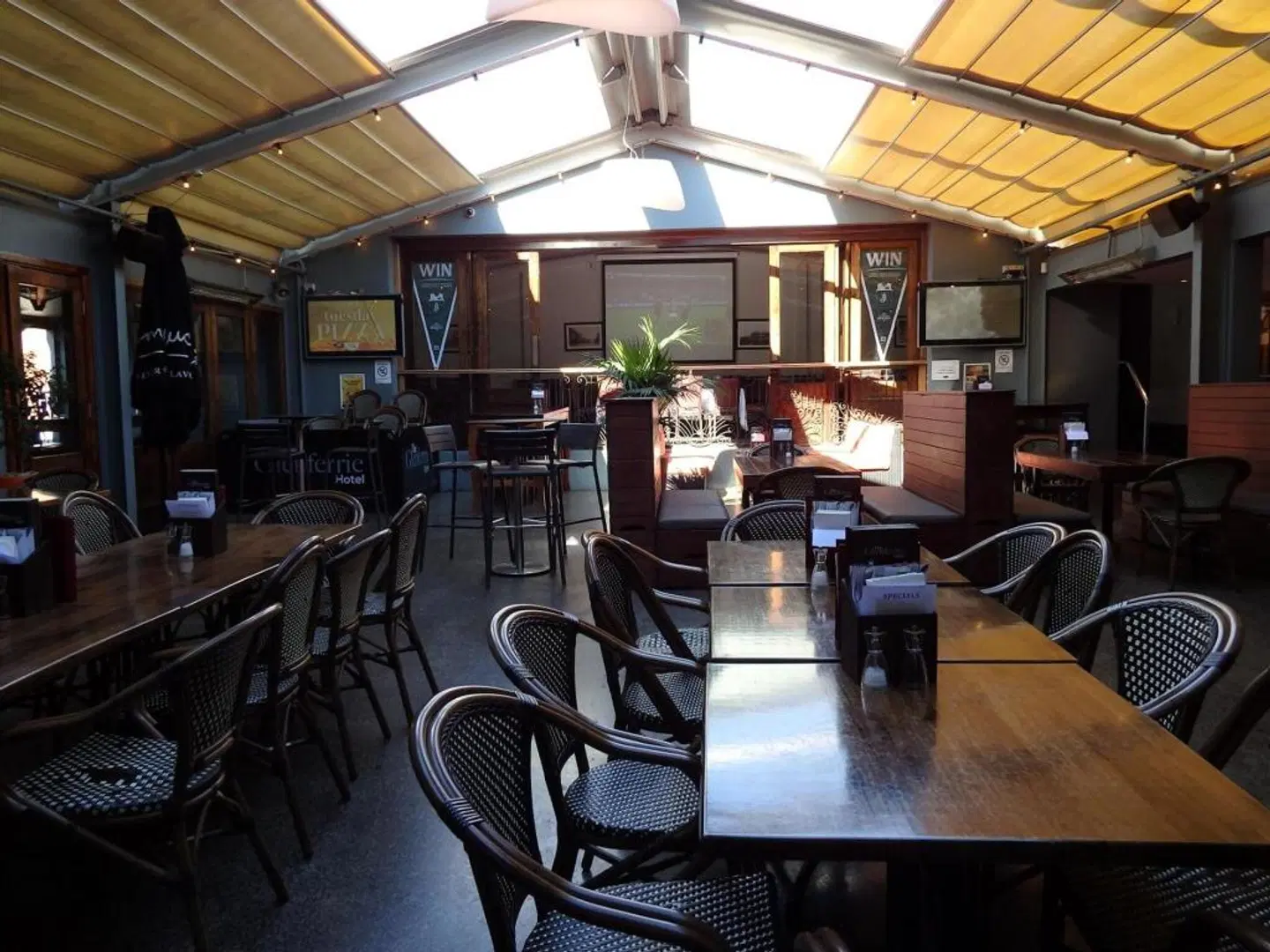 The Glenferrie Hotel Hawthorn Bar