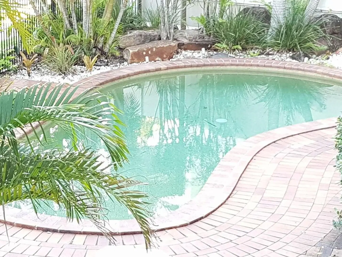 Excellsior Apartments OUTDOOR_POOL