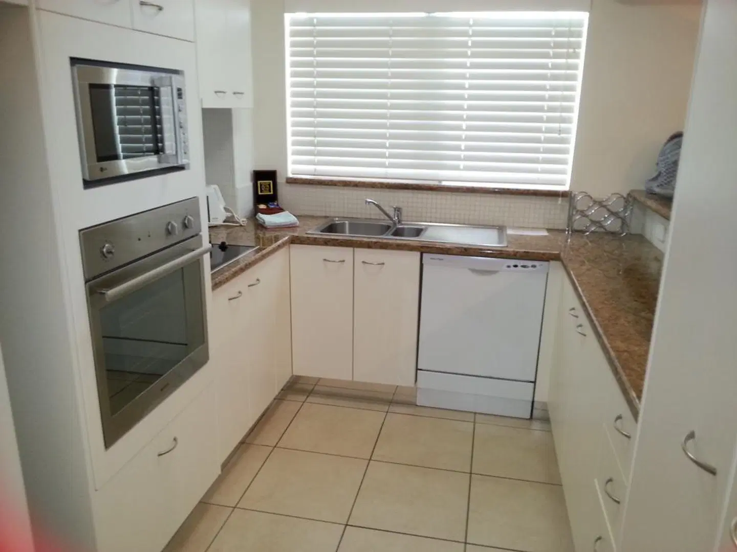 Bali Hai Apartments Noosa ROOM_EXAMPLE