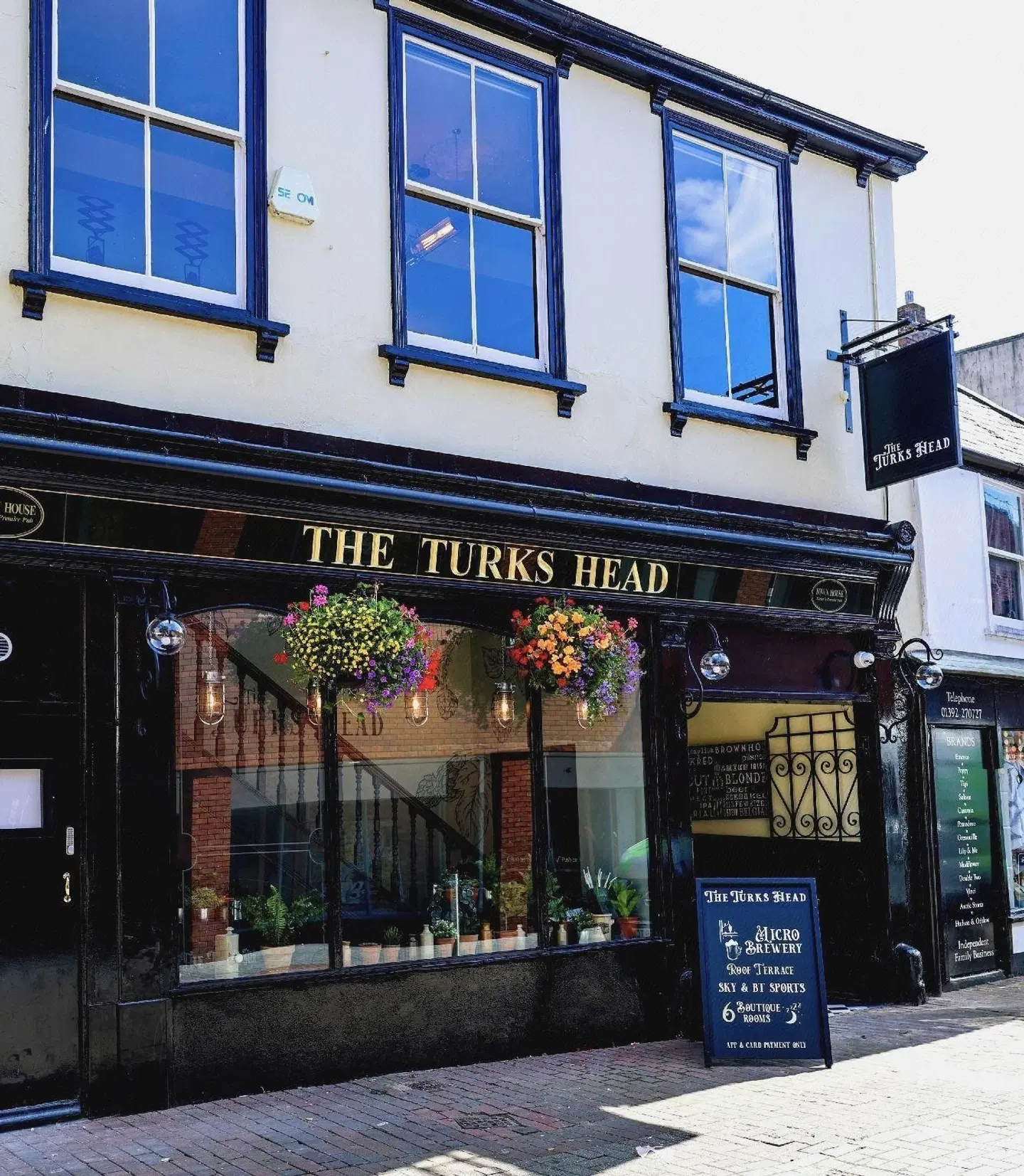 The Turks Head EXTERIOR