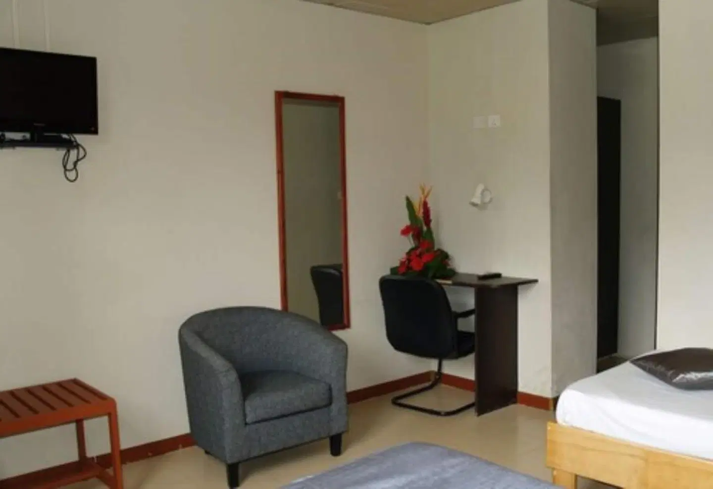 Champ De Mars ROOM_EXAMPLE