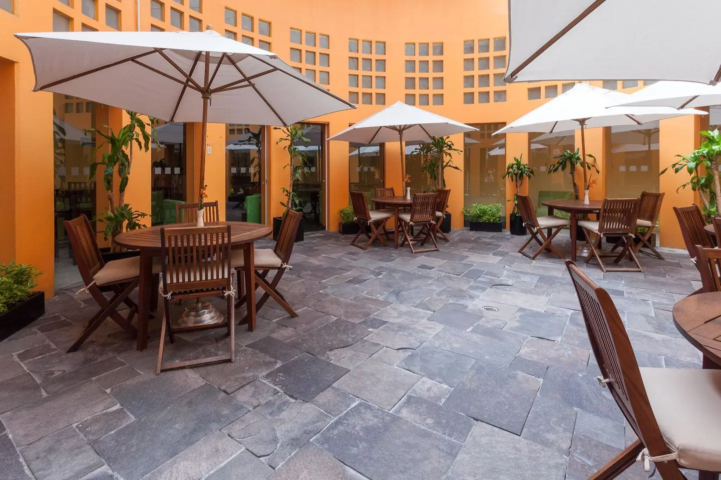 Holiday Inn Puebla Finsa by IHG Terrasse