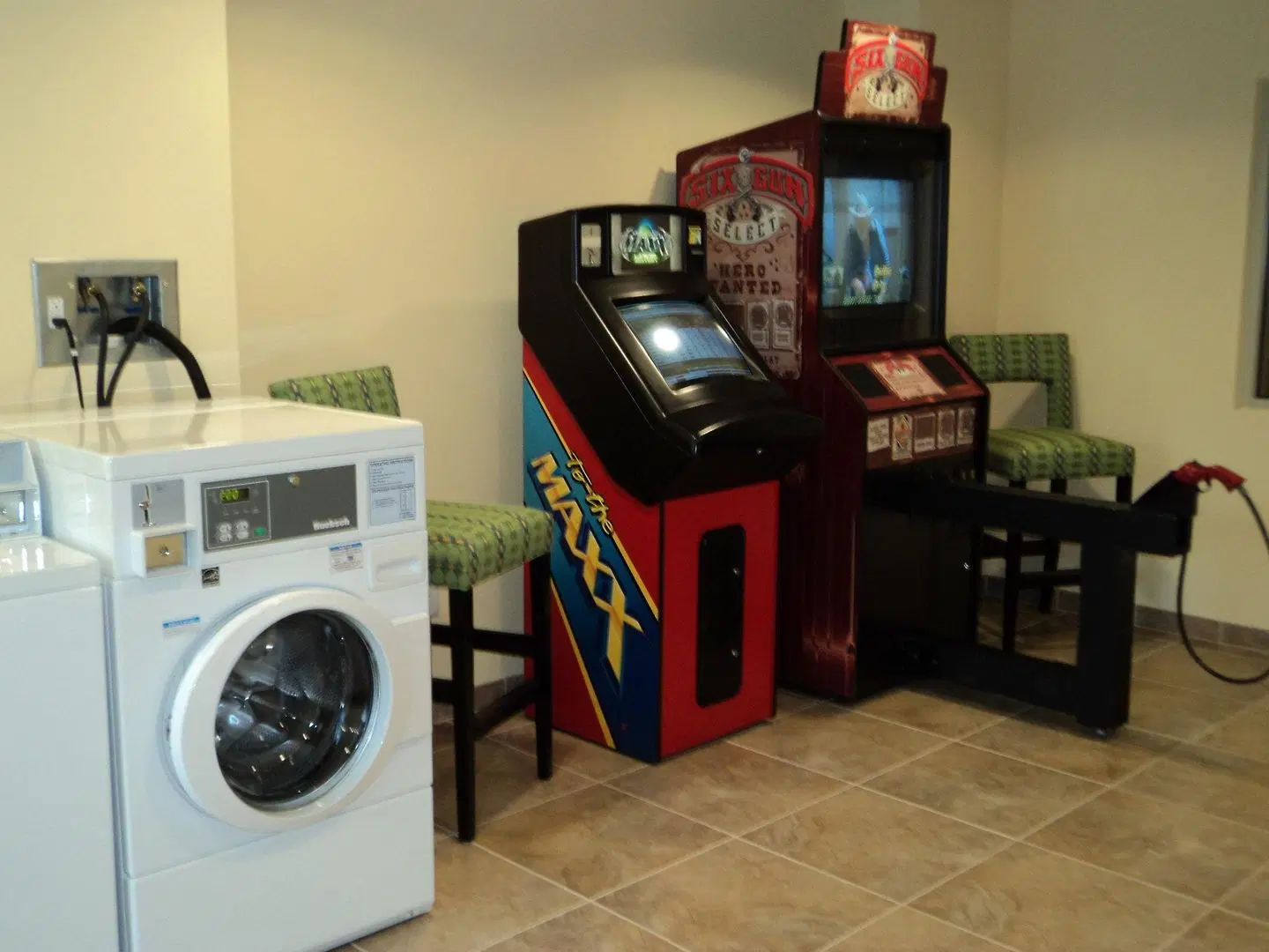 Holiday Inn Express & Suites Dickson City - Scranton by IHG ROOM_EXAMPLE