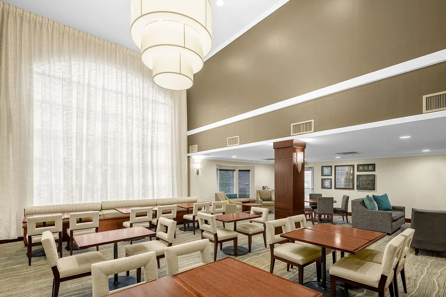 Staybridge Suites Chattanooga-Hamilton Place by IHG LOUNGE_LOBBY