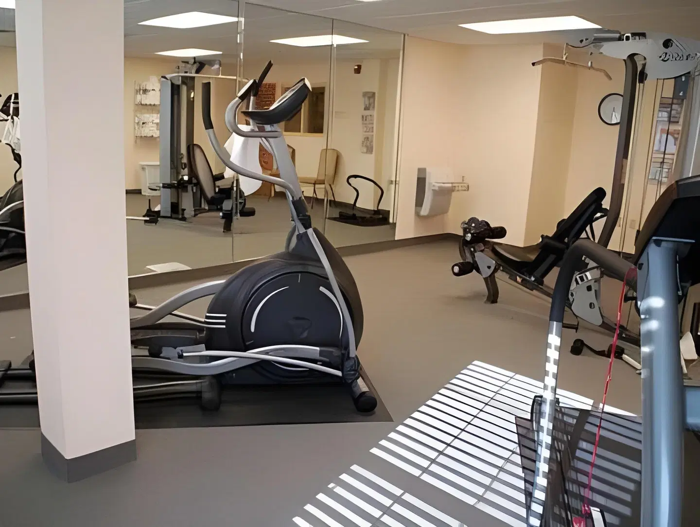 Staybridge Suites Chattanooga-Hamilton Place by IHG SPORTS_AND_LEISURE