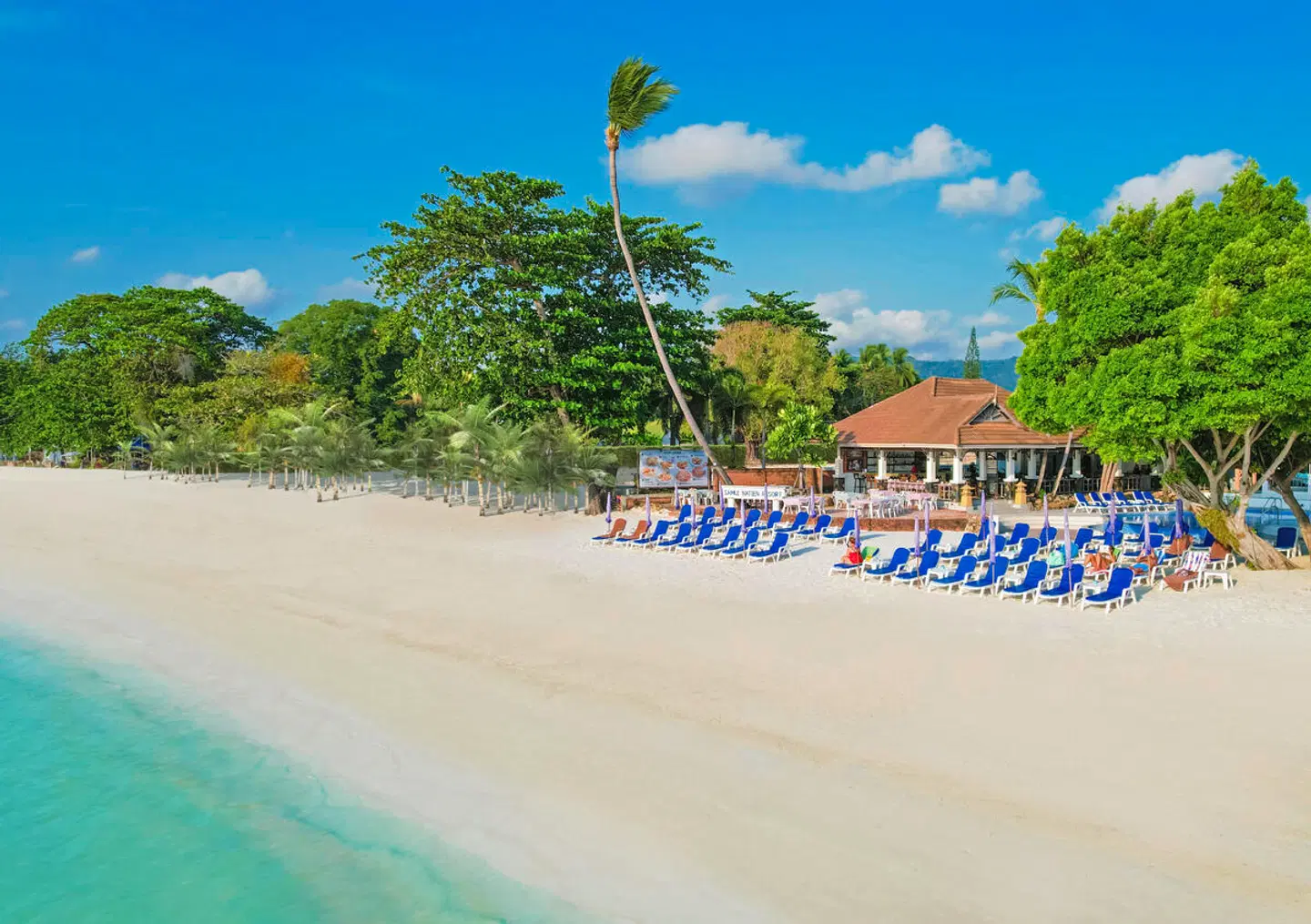 Samui Natien Beach Resort Strand