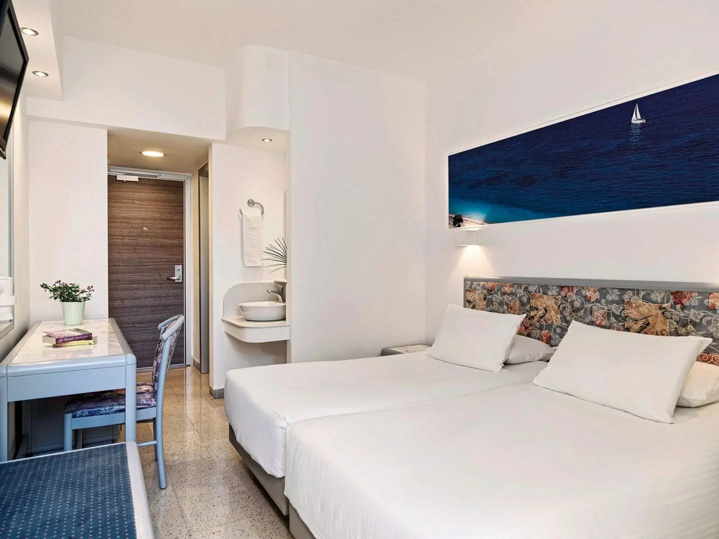 Esperia City Hotel ROOM_EXAMPLE