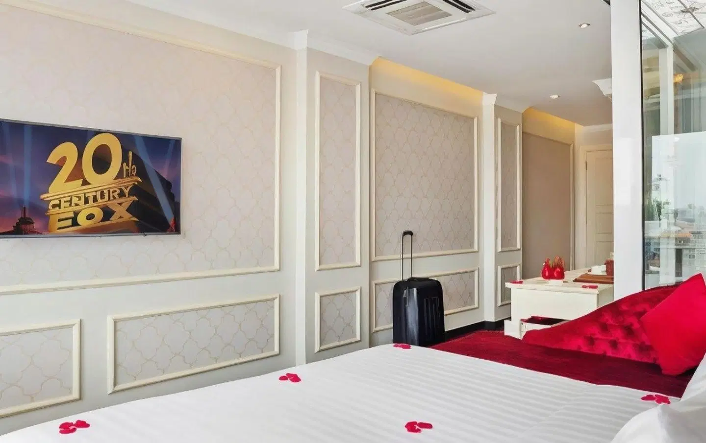 Luxury Old Quarter ROOM_EXAMPLE