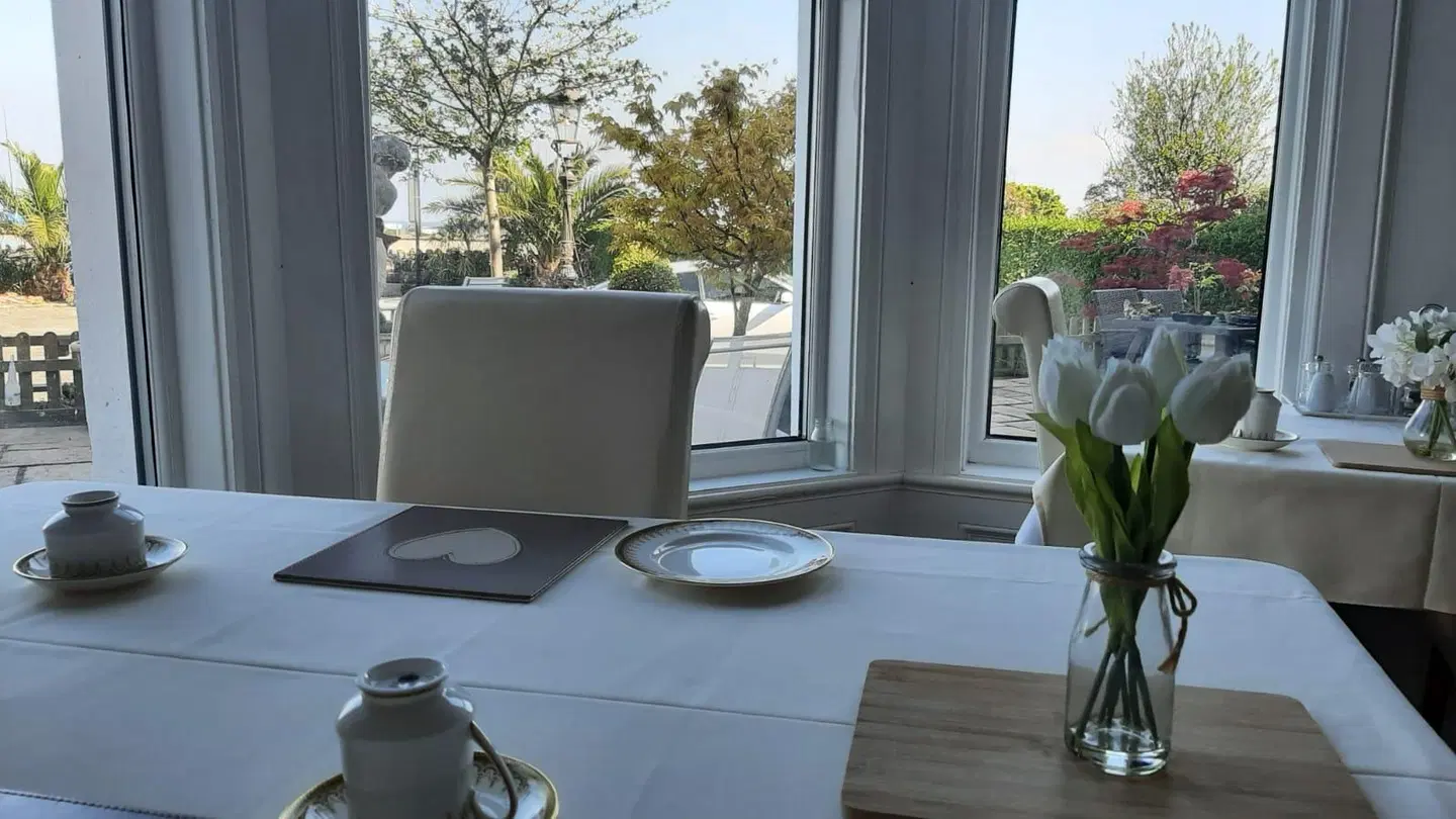 Min y Don Guest House Terrasse
