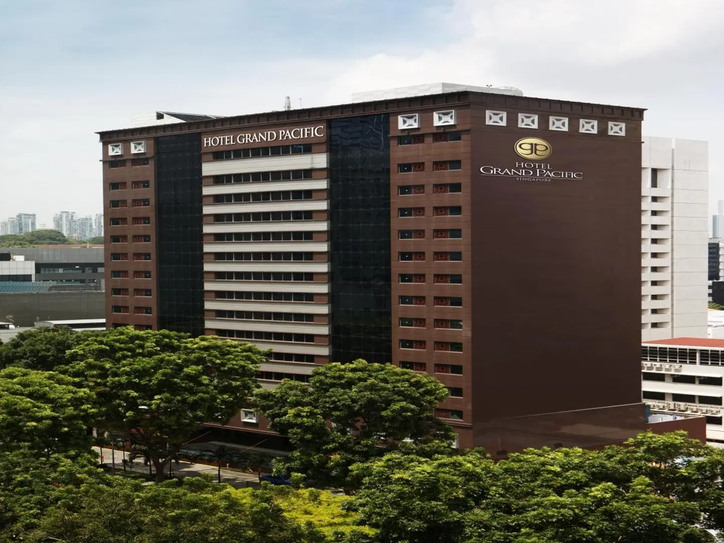 Grand Pacific EXTERIOR