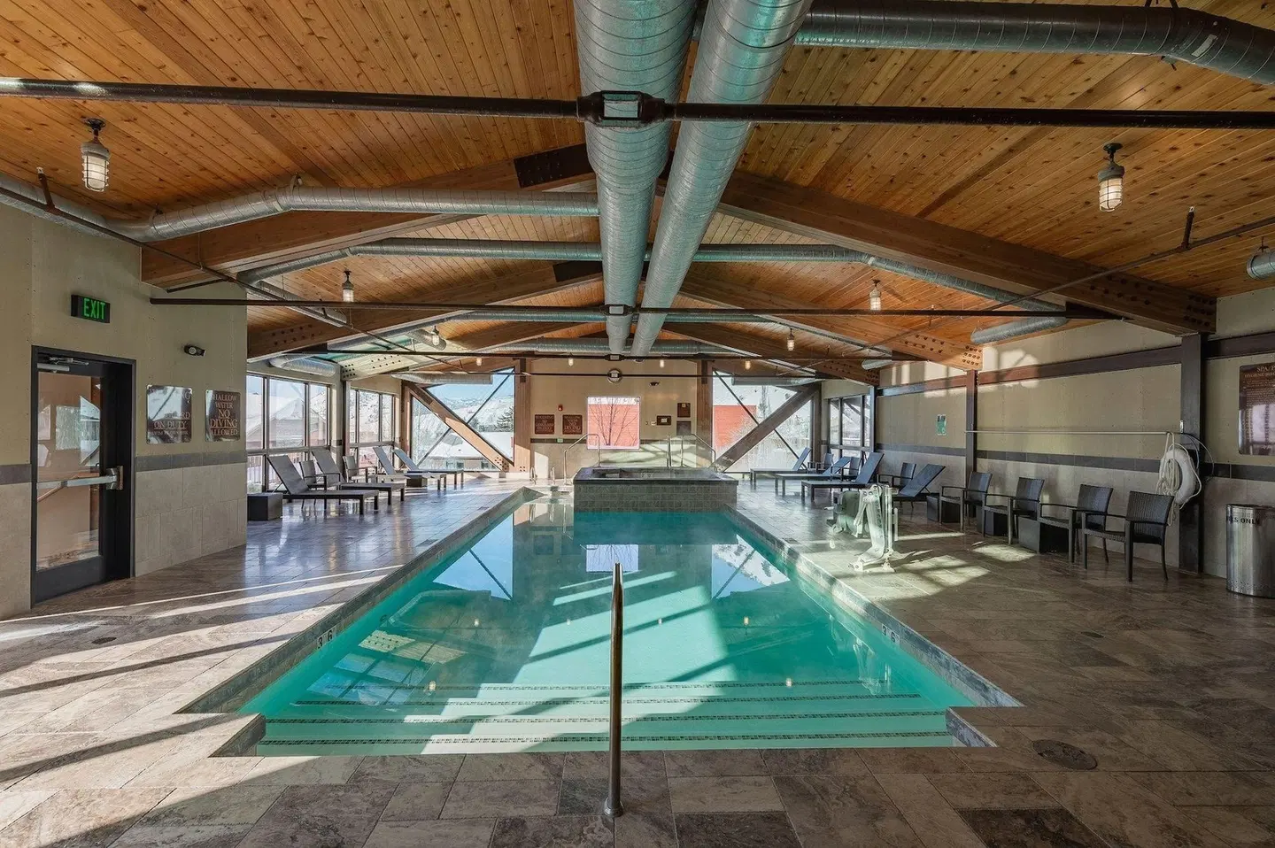 49'er Inn & Suites Hallenbad