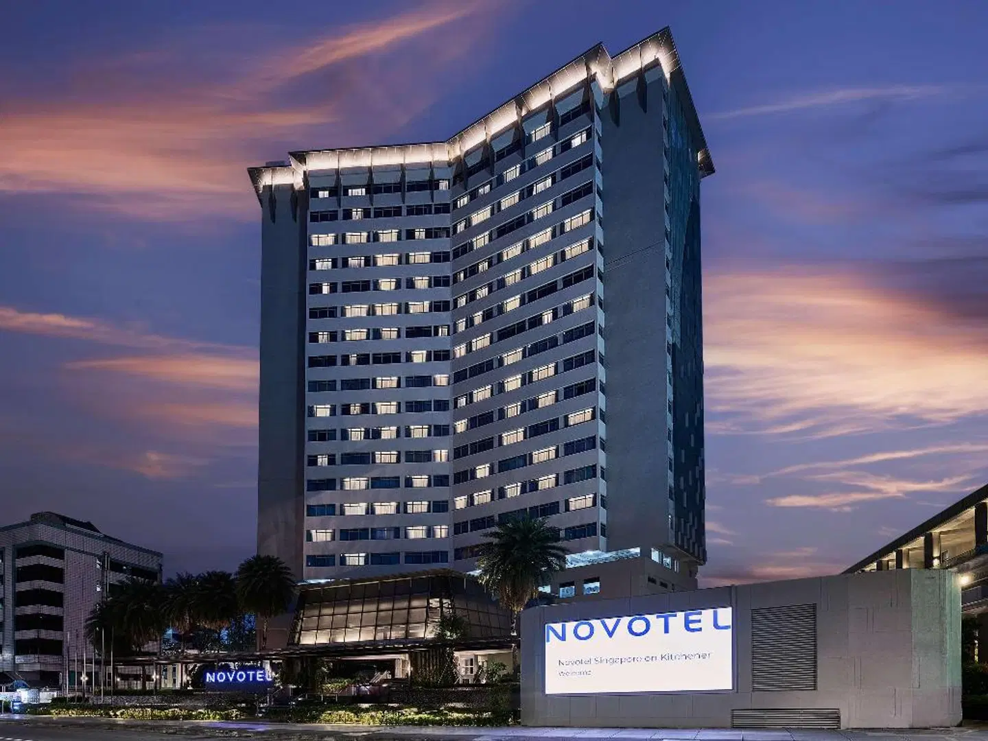 Novotel Singapore on Kitchener EXTERIOR