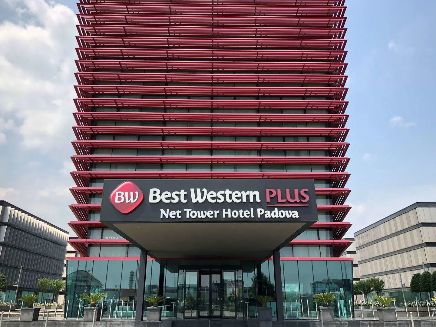 Best Western Plus Net Tower Hotel Padova EXTERIOR