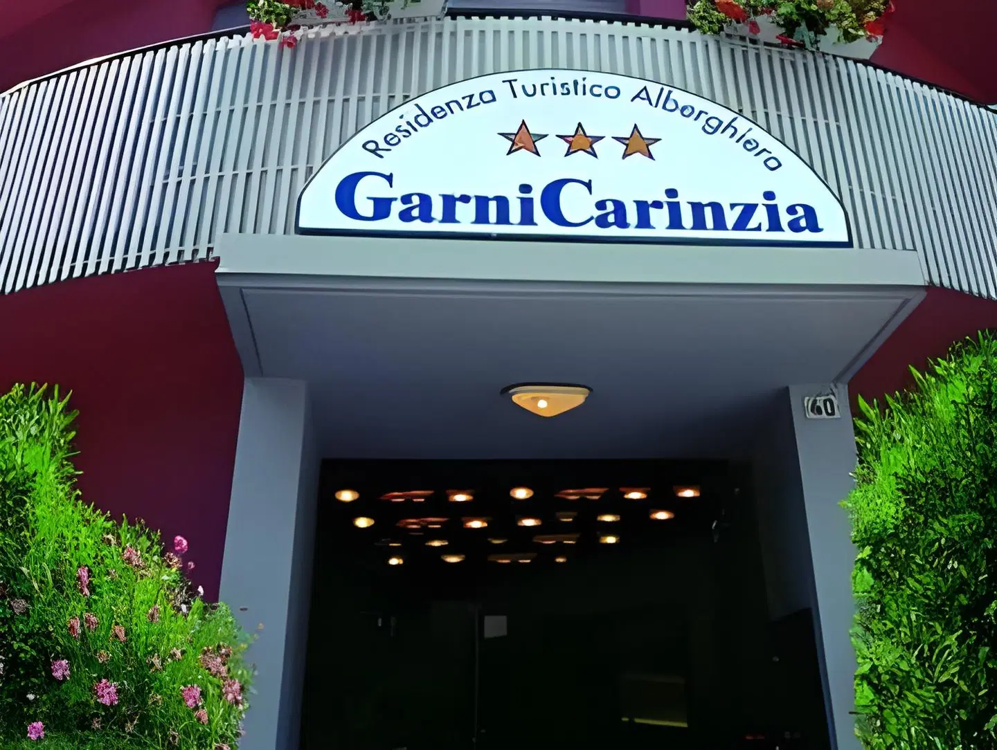 Aparthotel Carinzia EXTERIOR