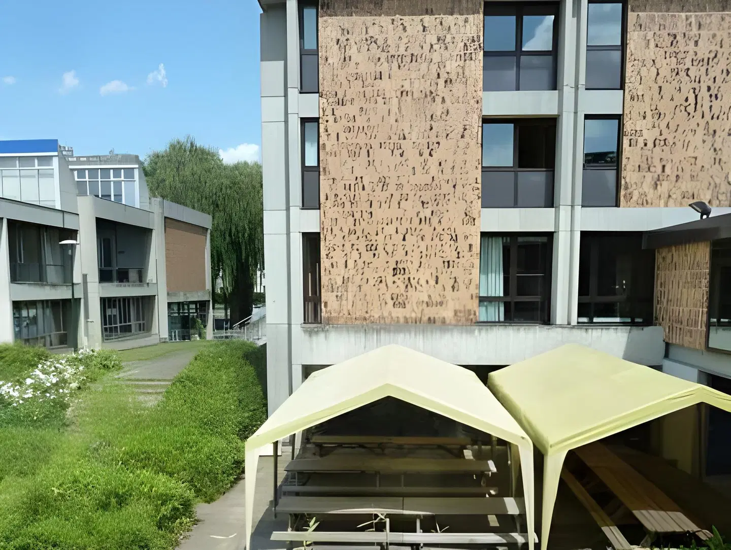 CIS de Champagne - Ethic Etapes EXTERIOR