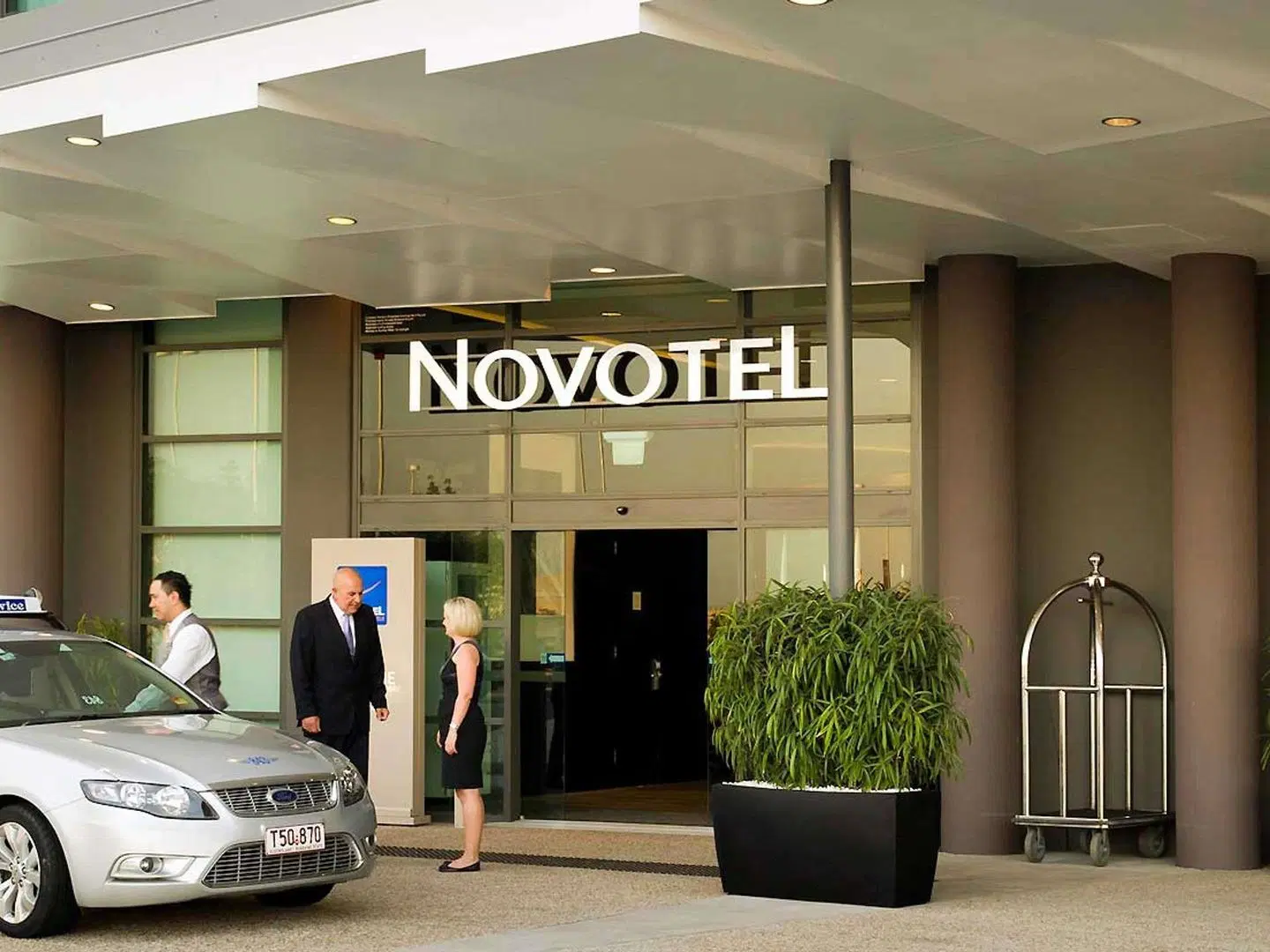 Novotel Brisbane Airport Hotel EXTERIOR