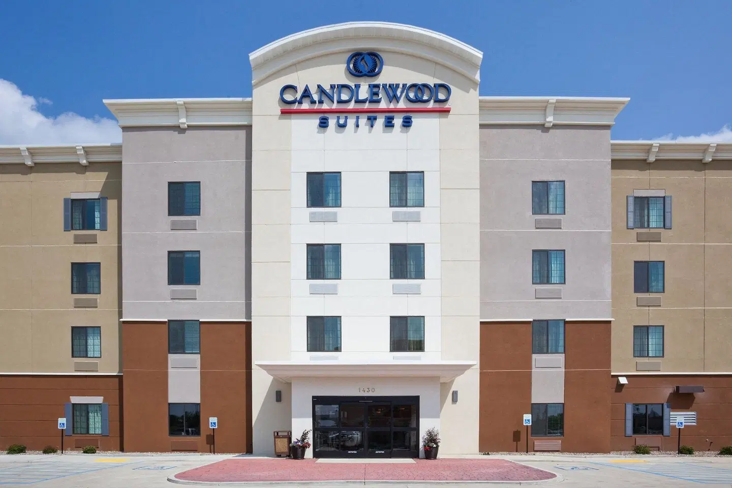 Candlewood Suites Dickinson by IHG EXTERIOR