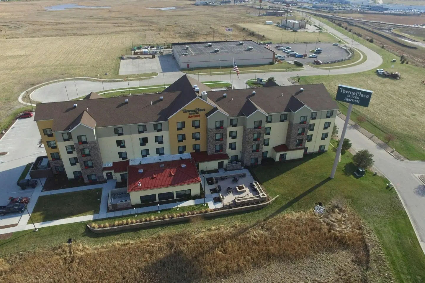 TownePlace Suites by Marriott Lincoln North EXTERIOR