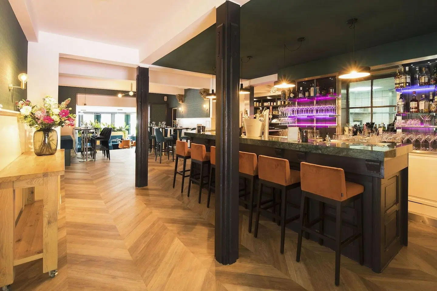 Du Bonheur Bar