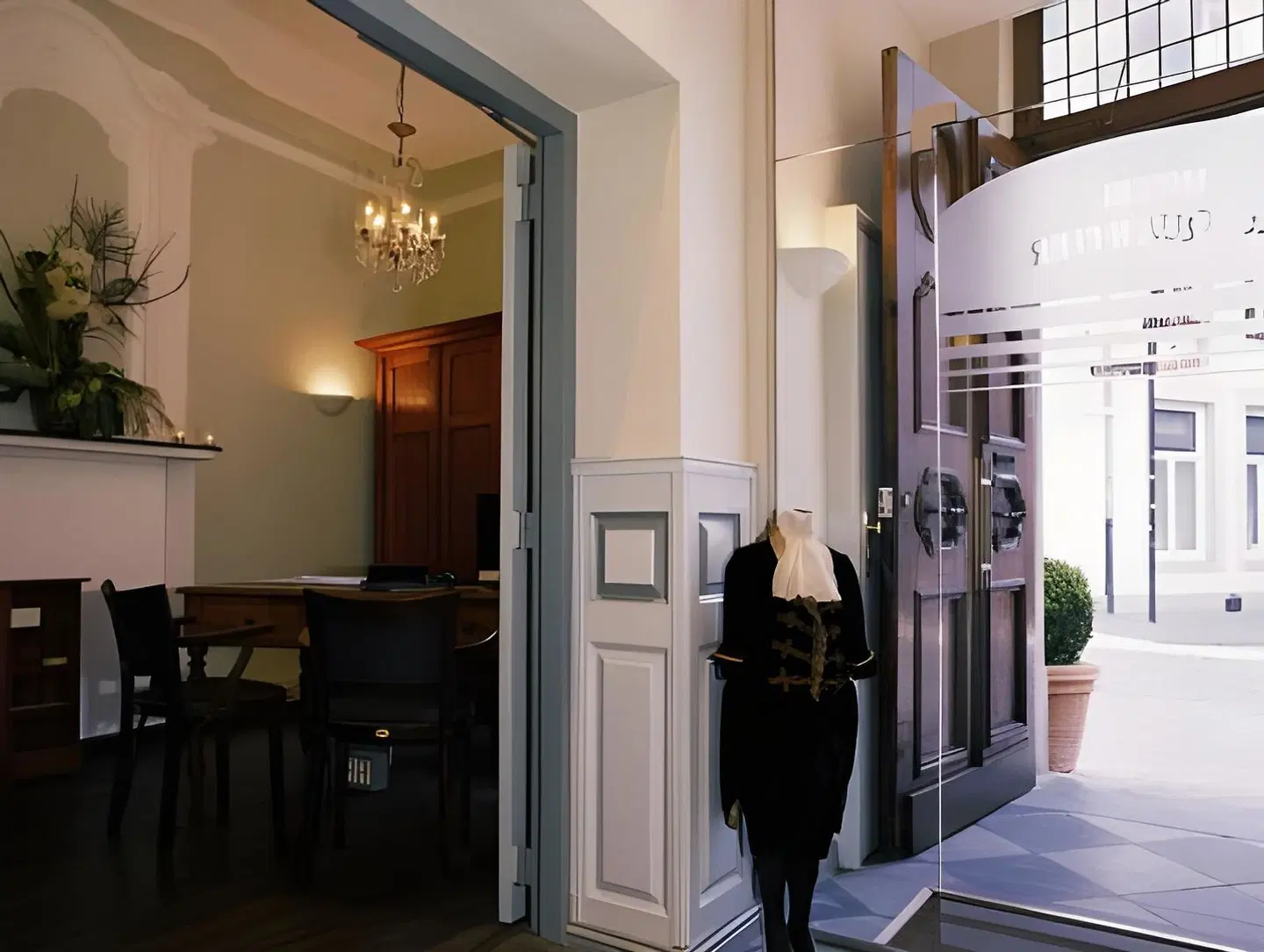 Au Quartier Petit Bonheur LOUNGE_LOBBY