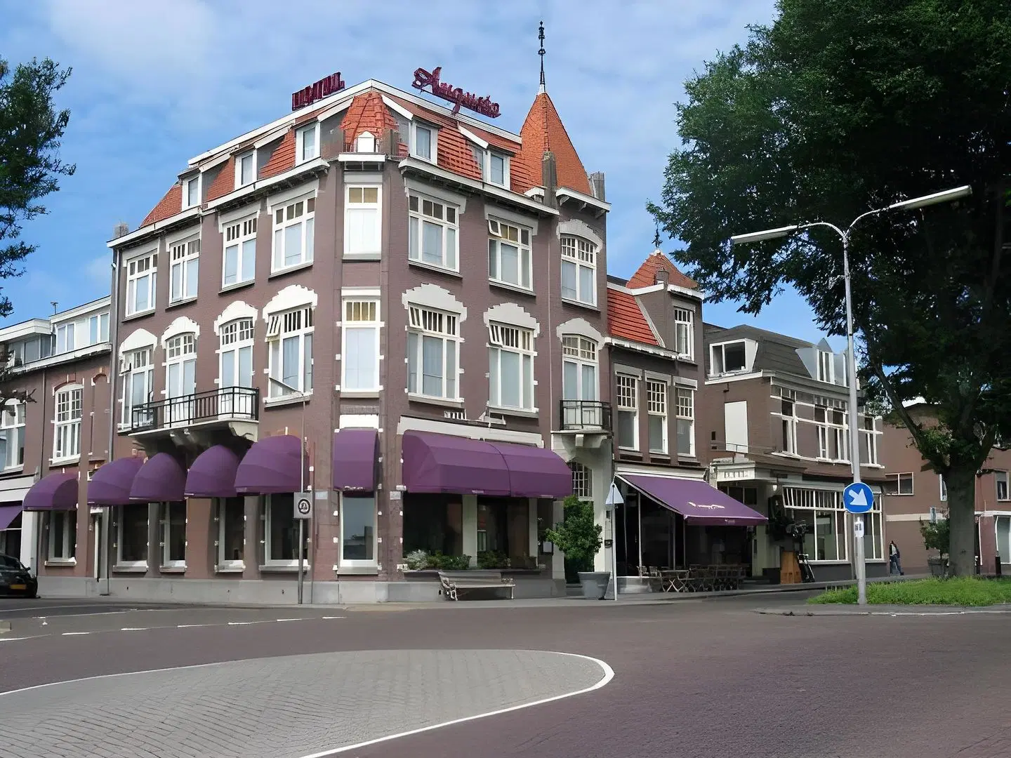 Augusta EXTERIOR