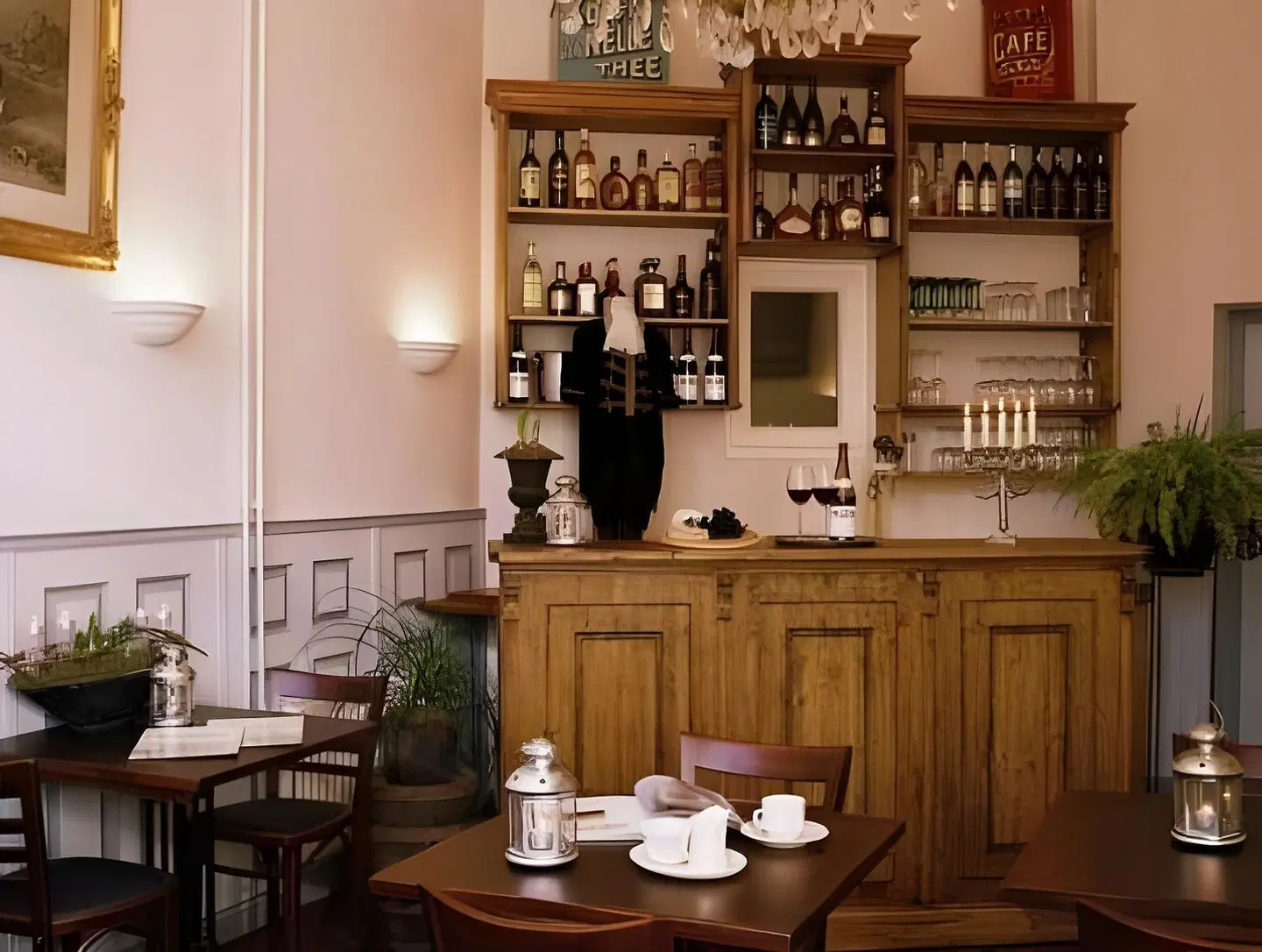 Au Quartier Petit Bonheur Restaurant
