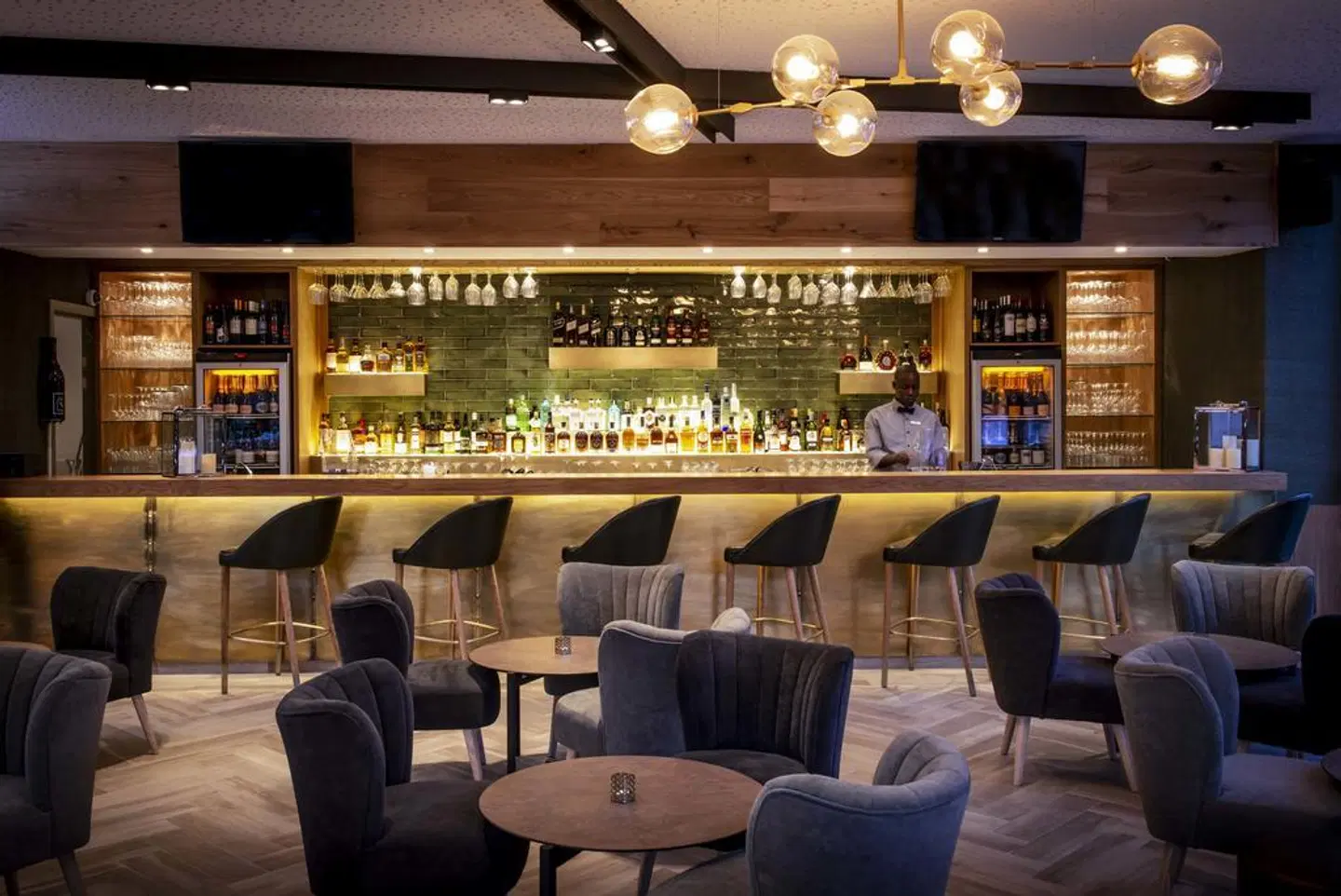 Alphen Boutique Hotel Bar