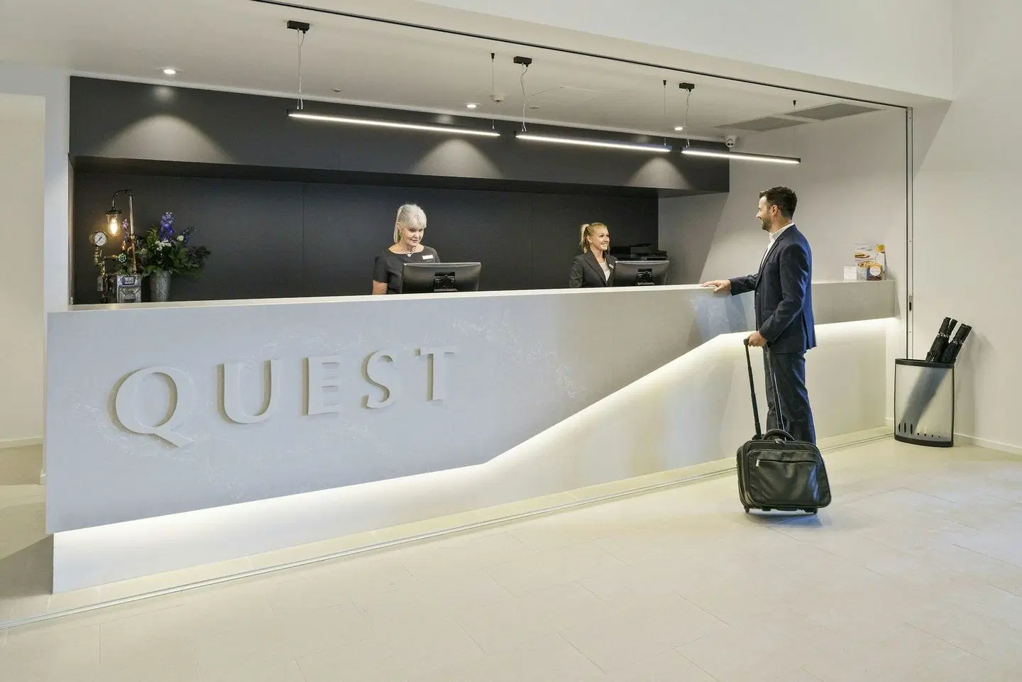 Quest Springfield Central LOUNGE_LOBBY