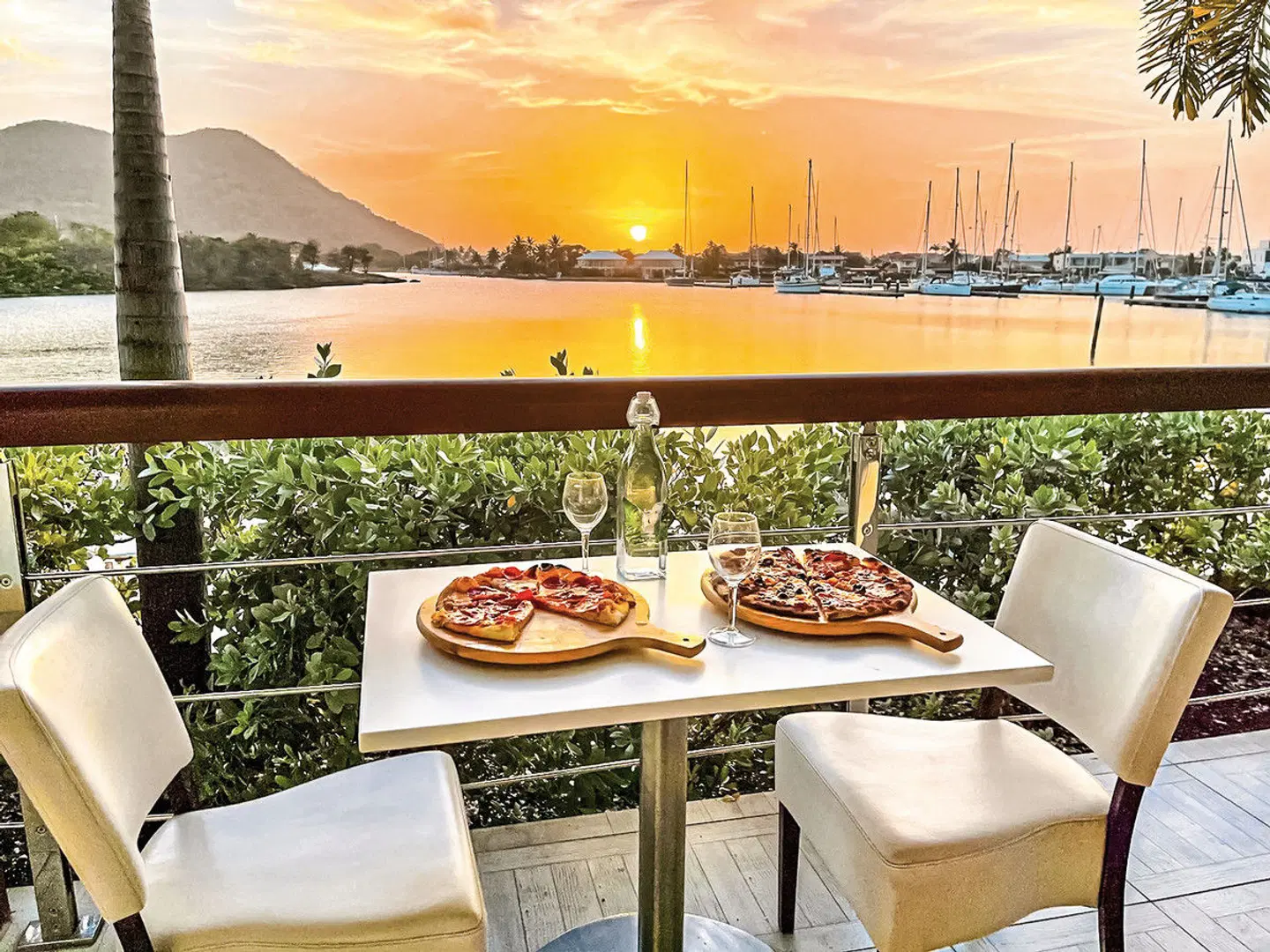 Harbor Club St. Lucia, Curio Collection by Hilton Restaurant