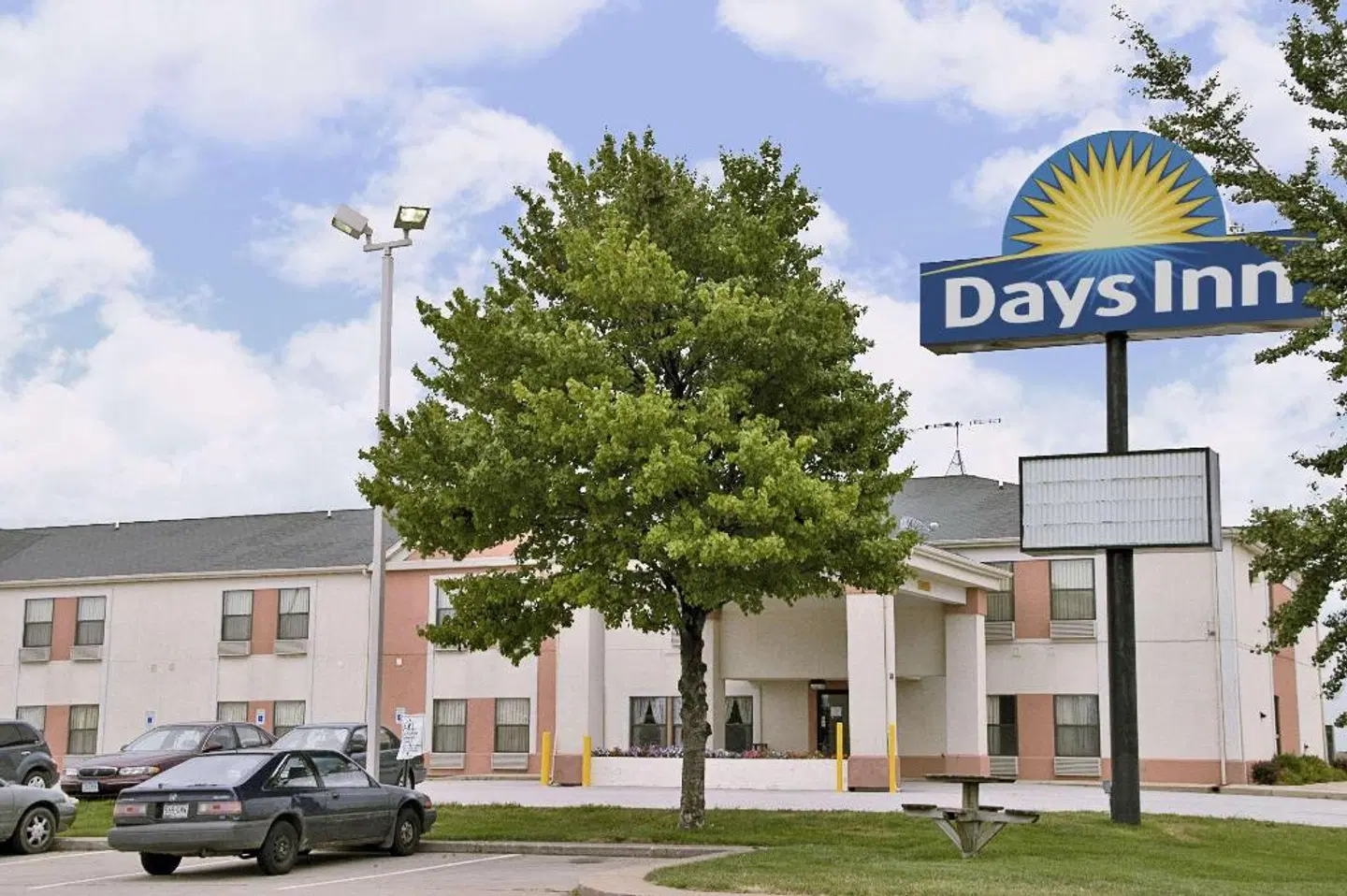 Days Inn by Wyndham Walcott Davenport EXTERIOR