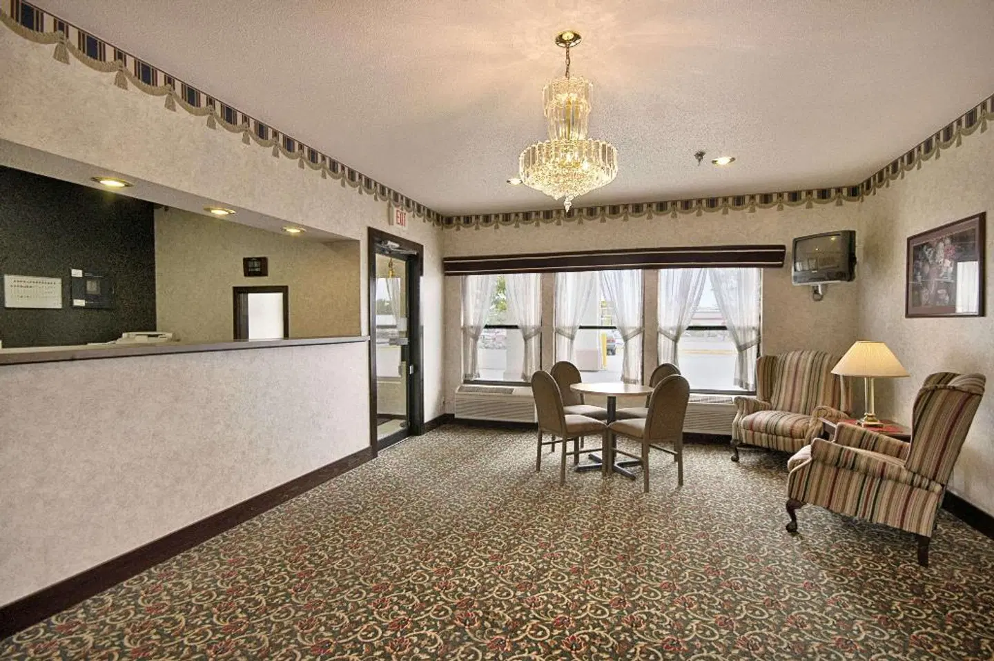 Days Inn by Wyndham Walcott Davenport LOUNGE_LOBBY