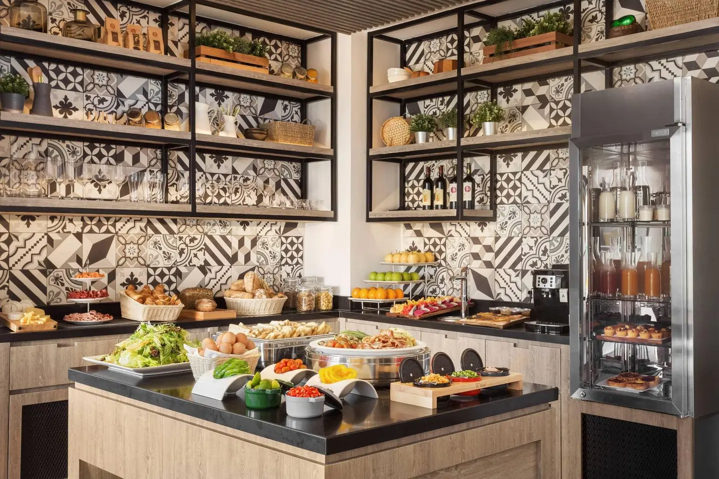Courtyard by Marriott Phnom Penh Restaurant