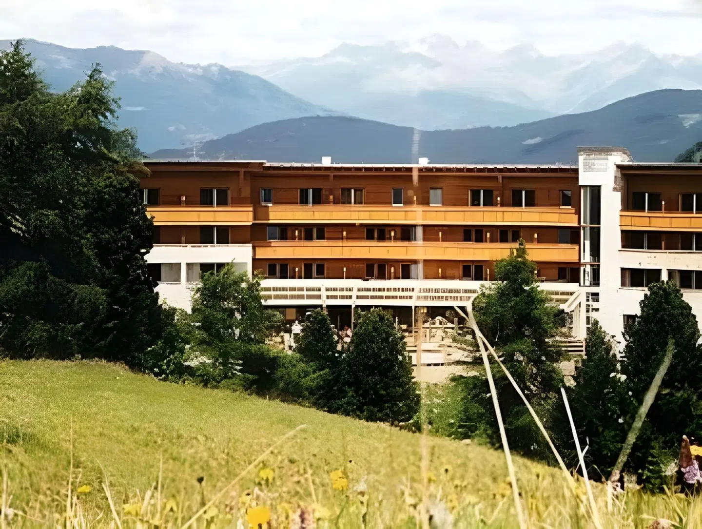 Paradiso EXTERIOR