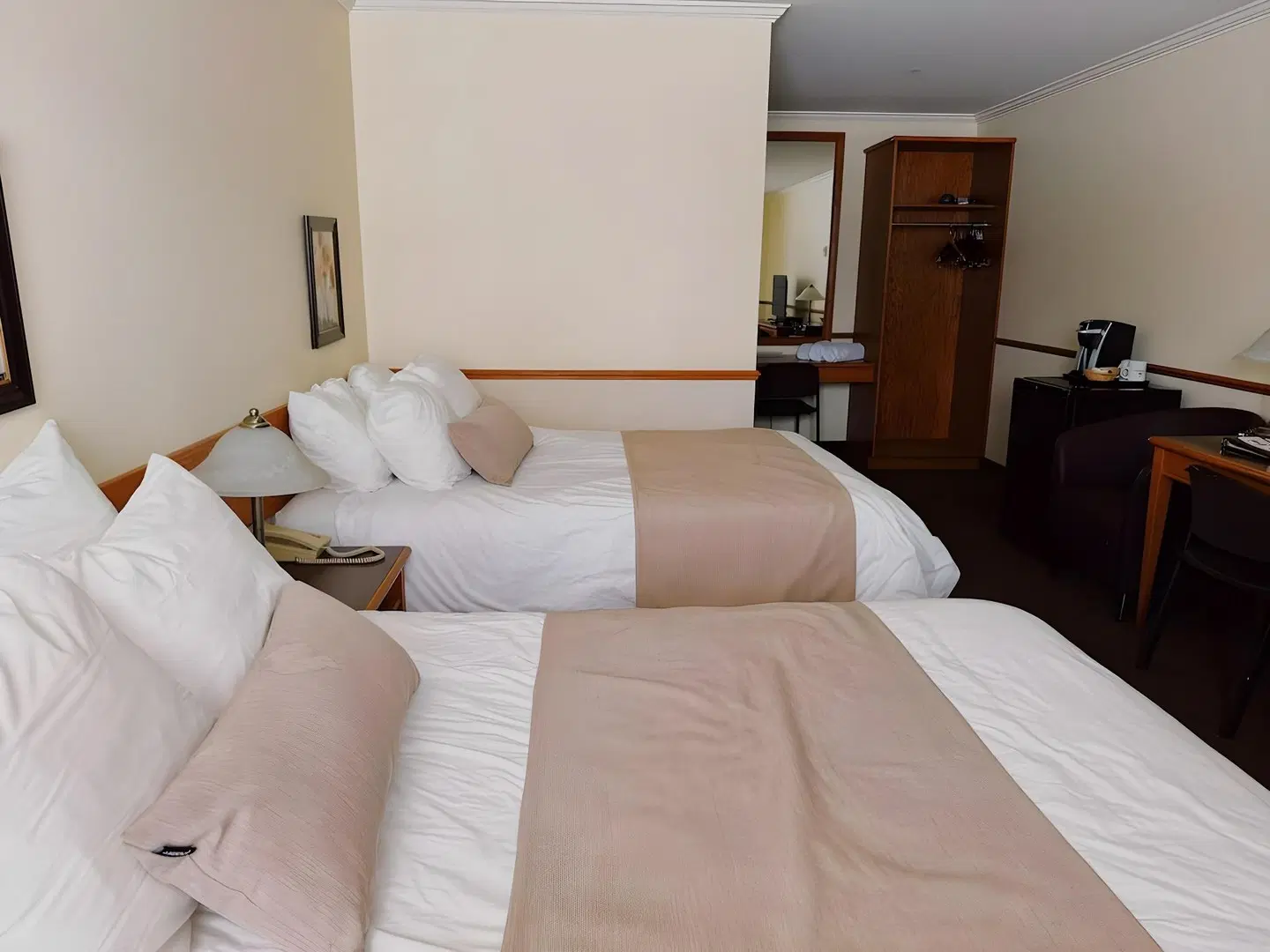 Auberge le Parasol ROOM_EXAMPLE