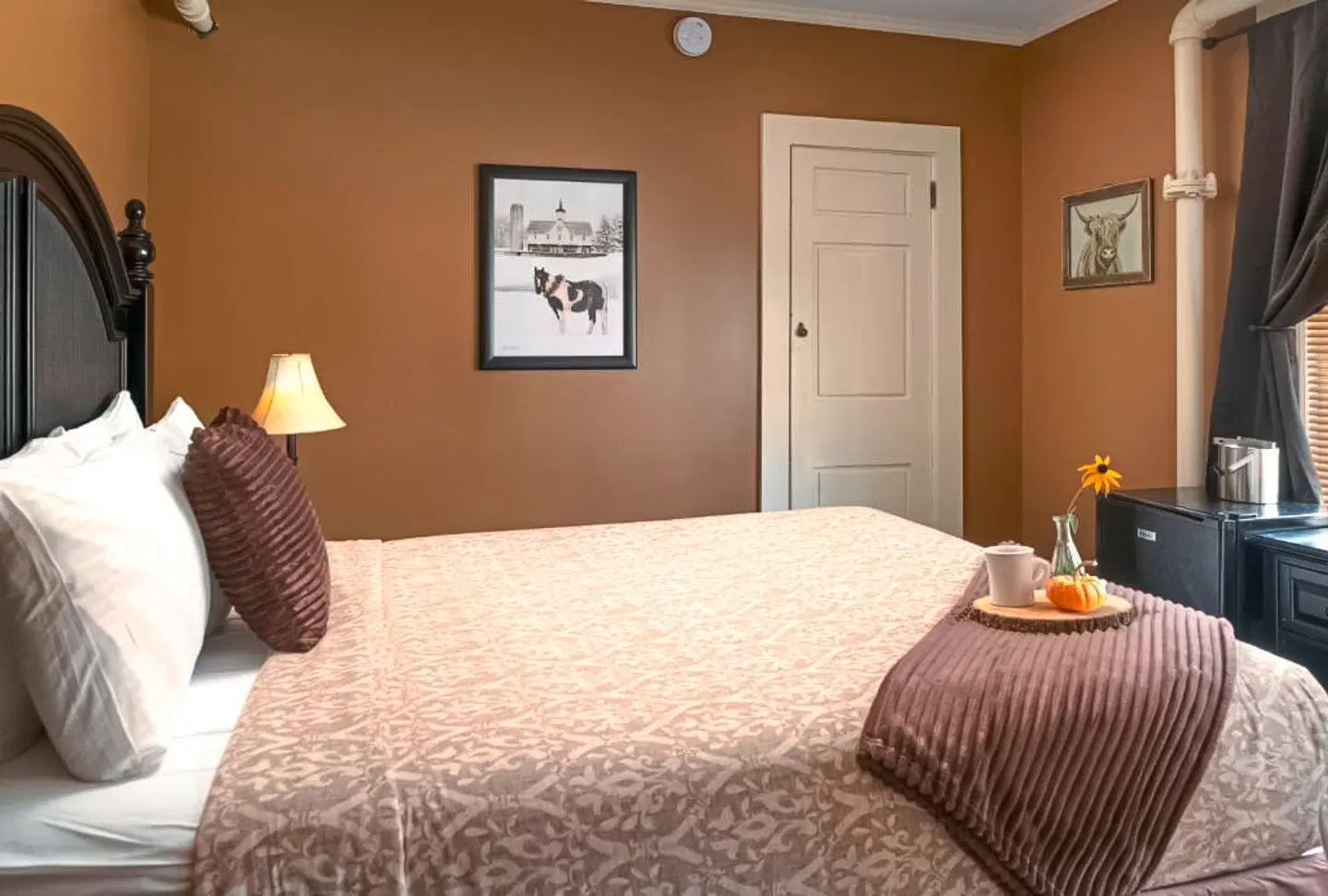 Whitney's Inn at Jackson ROOM_EXAMPLE