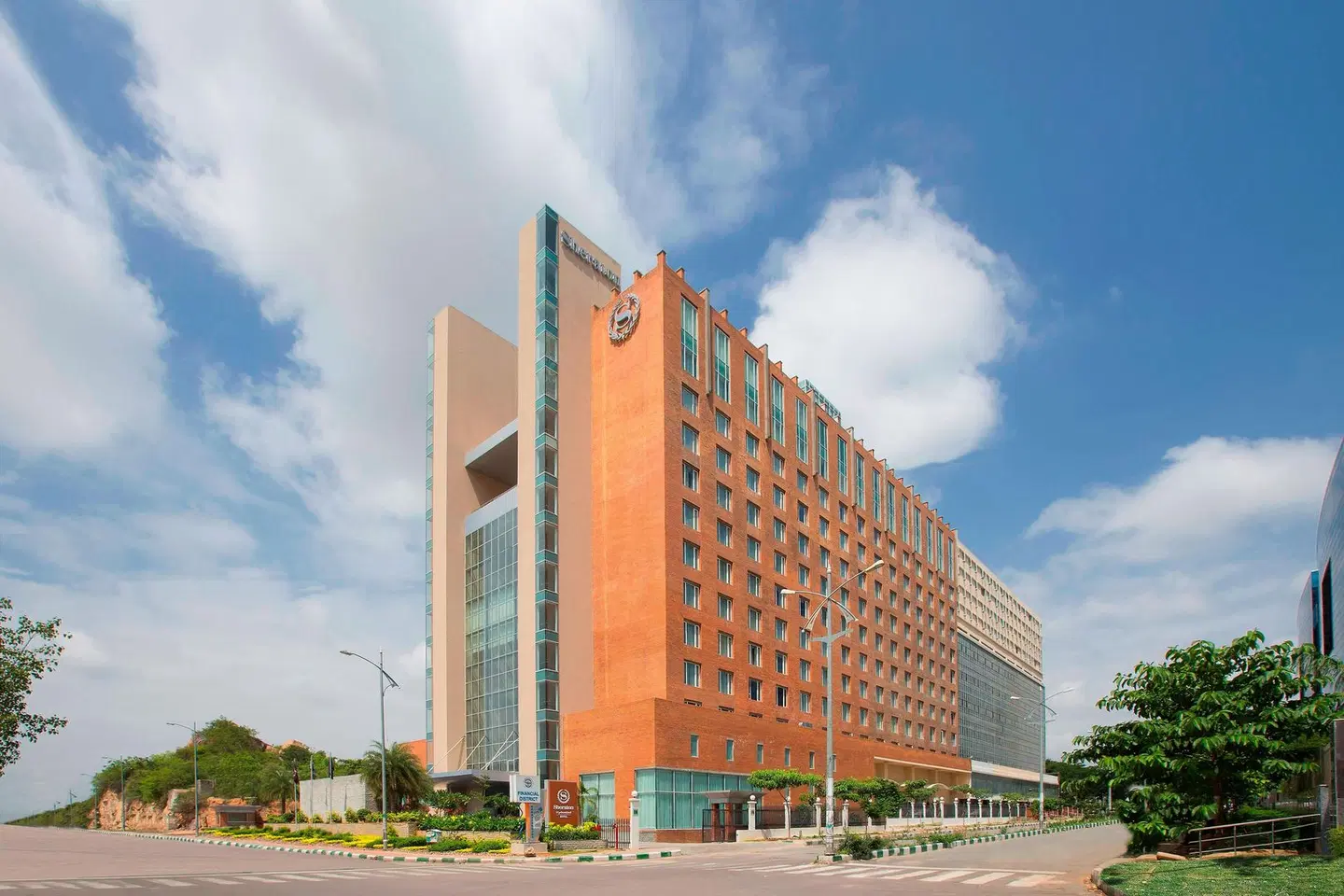 Sheraton Hyderabad Hotel EXTERIOR