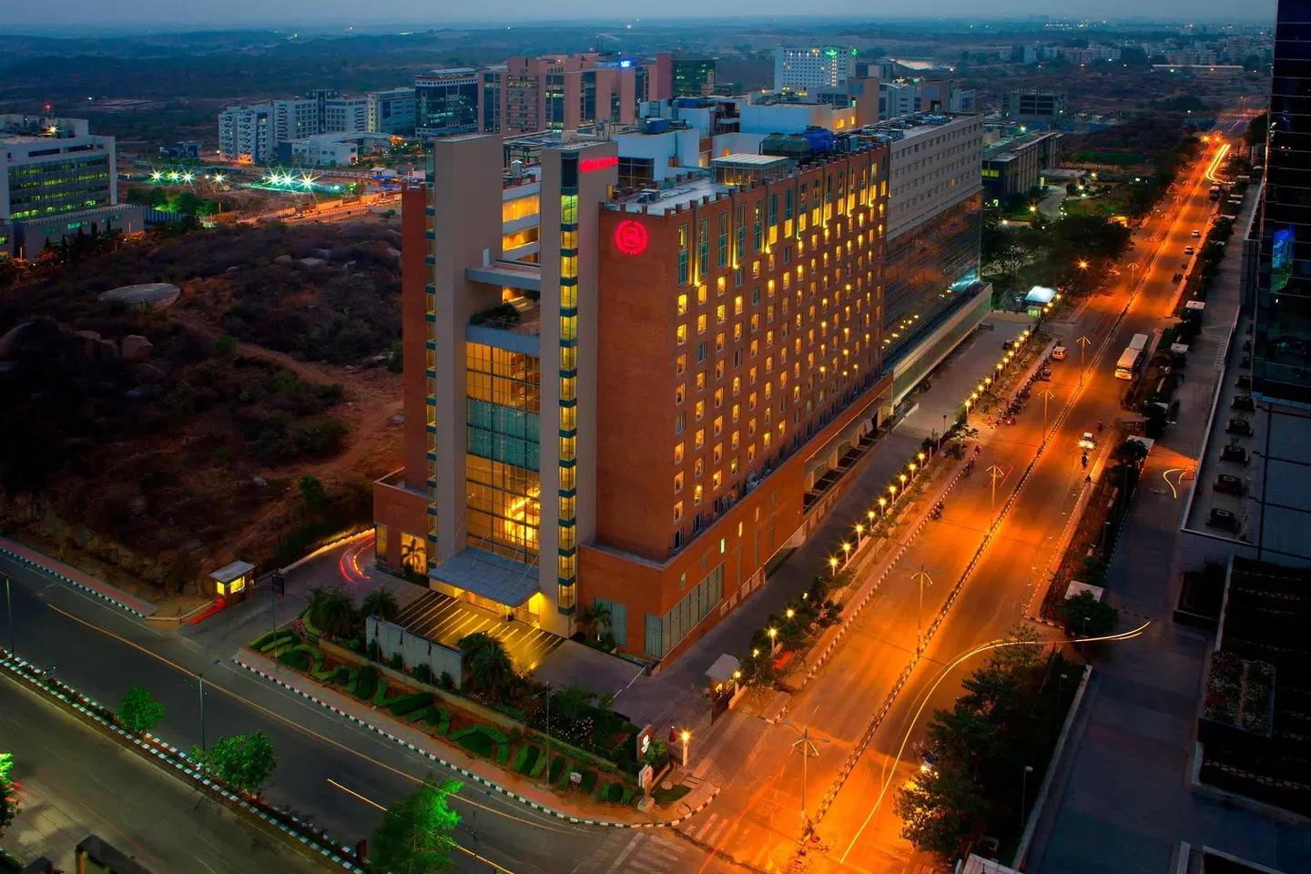 Sheraton Hyderabad Hotel EXTERIOR